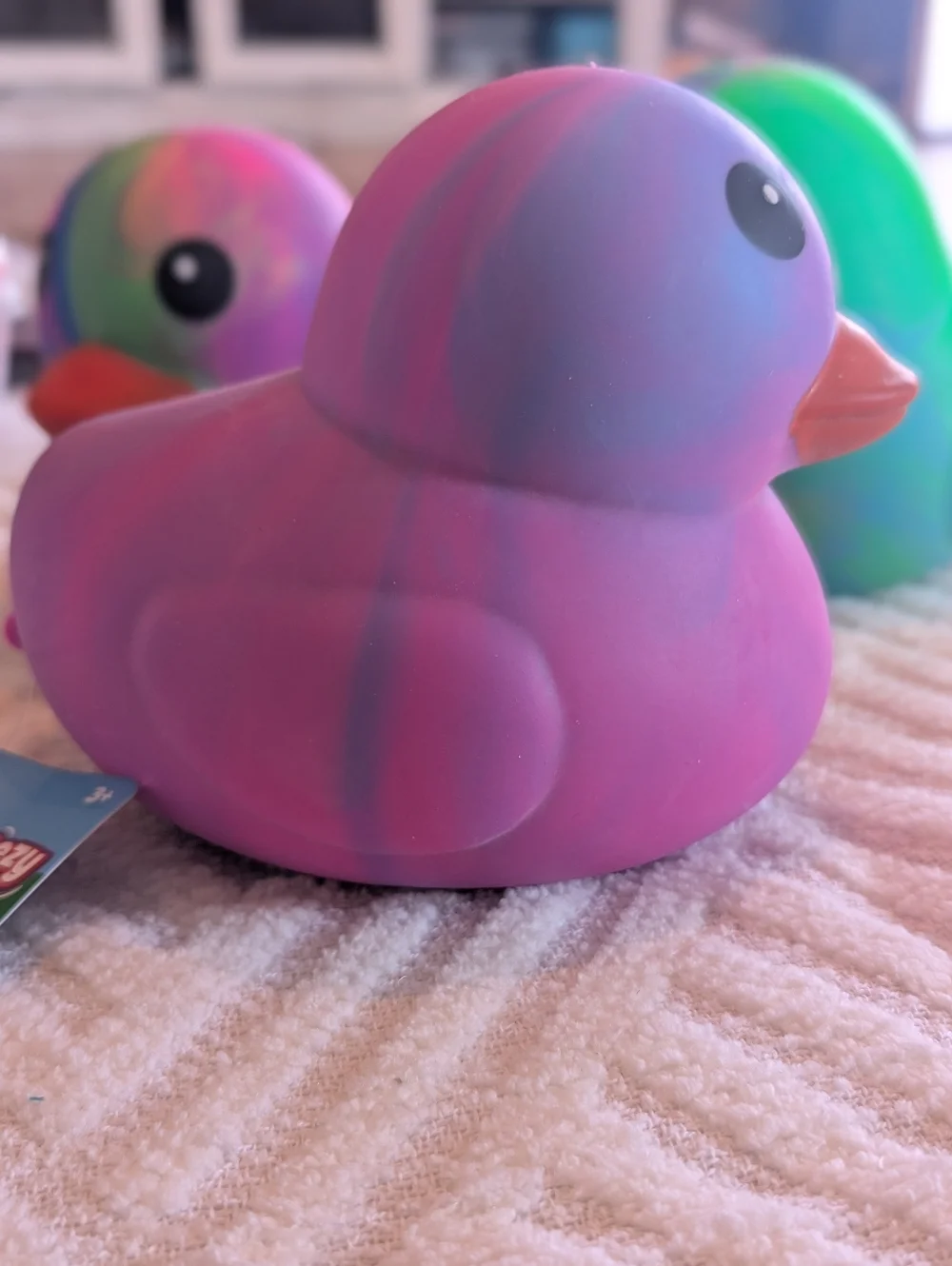 Squeeezy Jumbo Rainbow Tie Dye Squishy Duck 🐥 Viral Sensory Toy Pink Purple